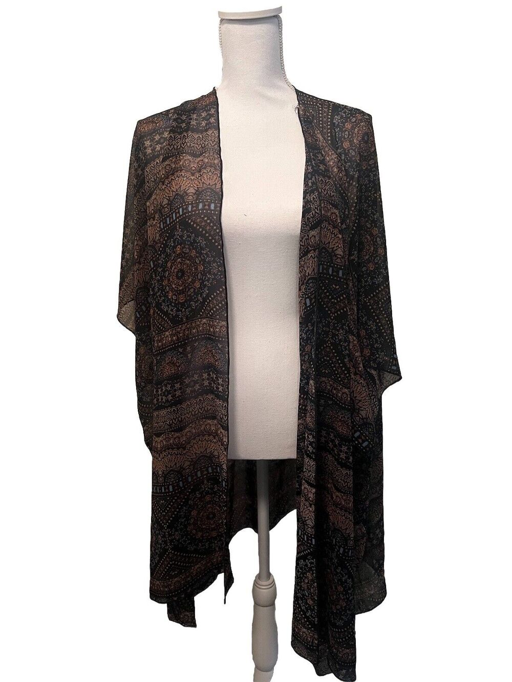 Forever 21 Long Thin Geometric Pattern Short Sleeve Cardigan Sz L